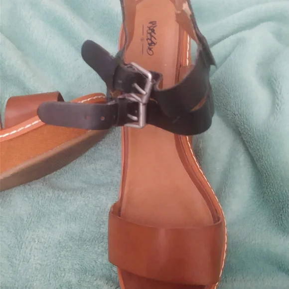 Wedge shoes - Picture 3 of 15